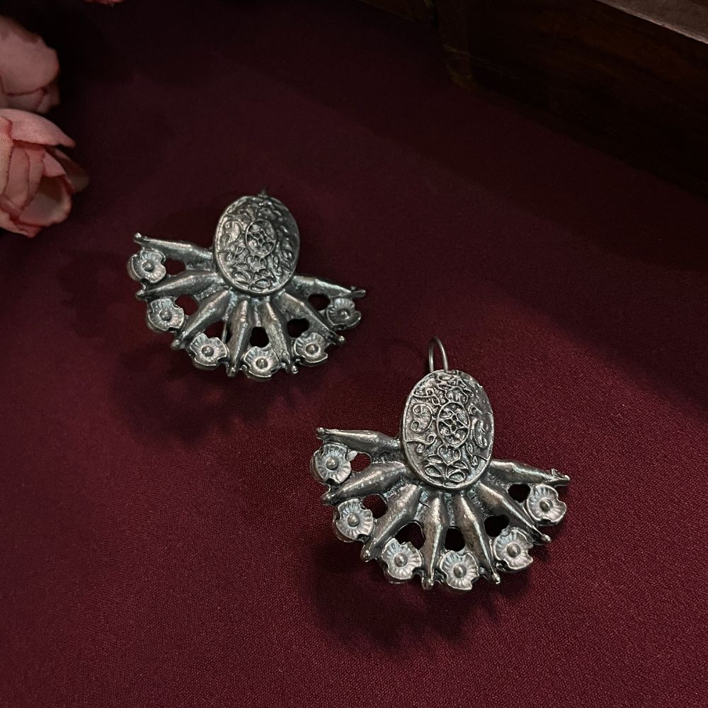 ECE DIVYANSHI EARRING image 0