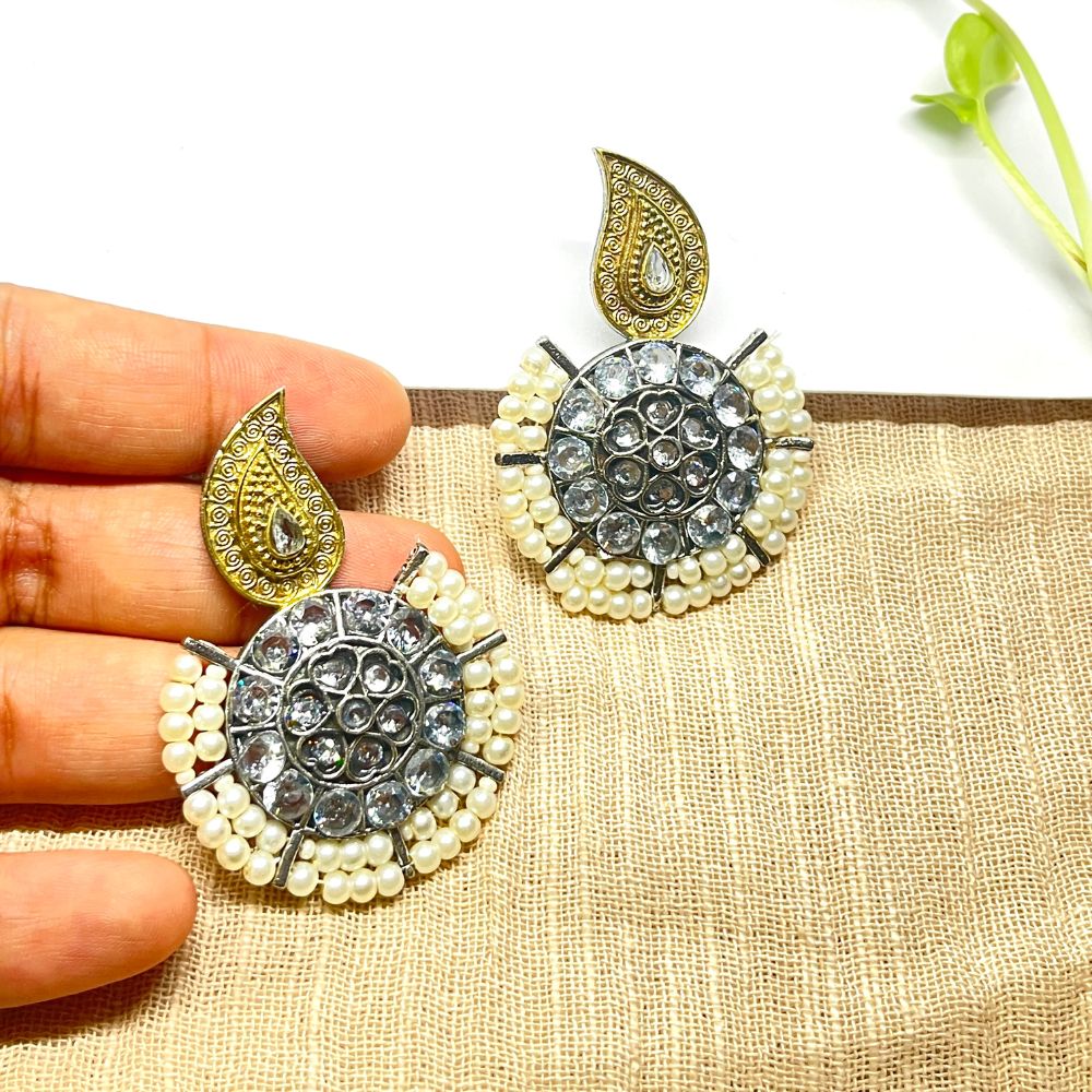 ECE CHANDNI EARRING image 2