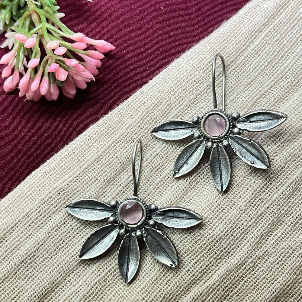 ECE PHOOL EARRING image 2
