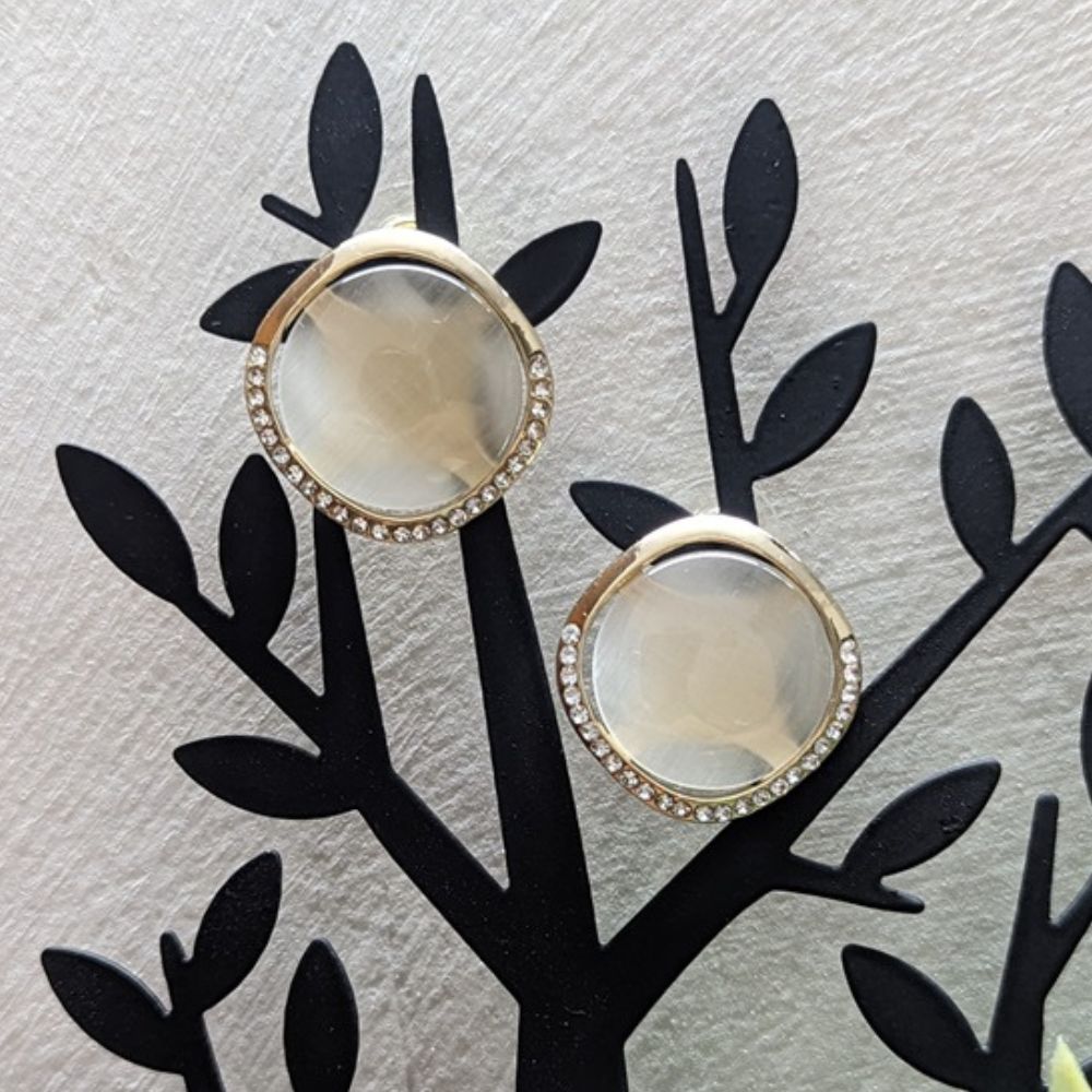 ECW CURVY DAINTY EARRING image 1