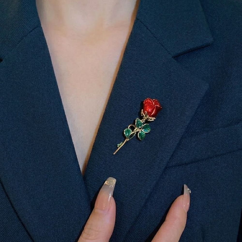 ECW ROSE BROOCH
