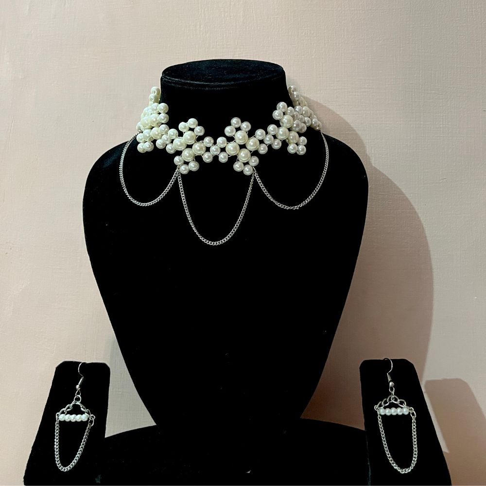 ECW K-POP STATEMENT NECKLACE SET image 0