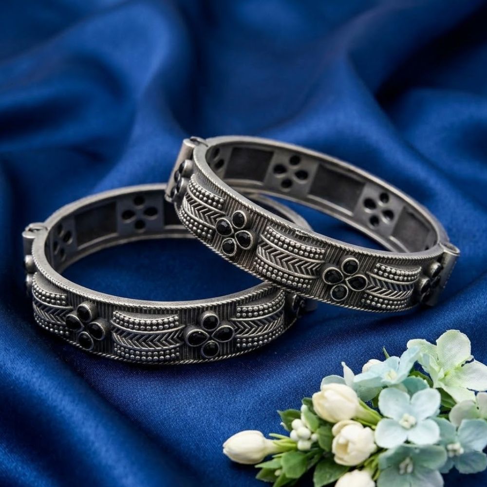 ECE ANYA ADJUSTABLE BANGLE