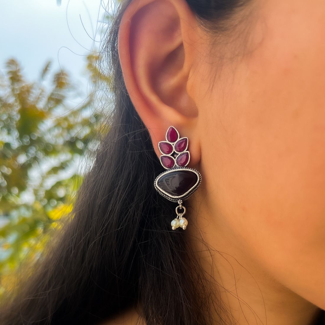 ECE SAAR EARRING image 1