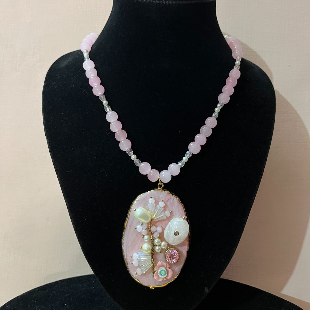 ECE SITABO NECKLACE - Pink, Glass Beads image