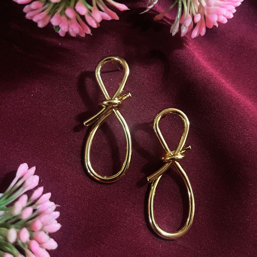 ECW BOW STURDY STATEMENT EARRING image 2