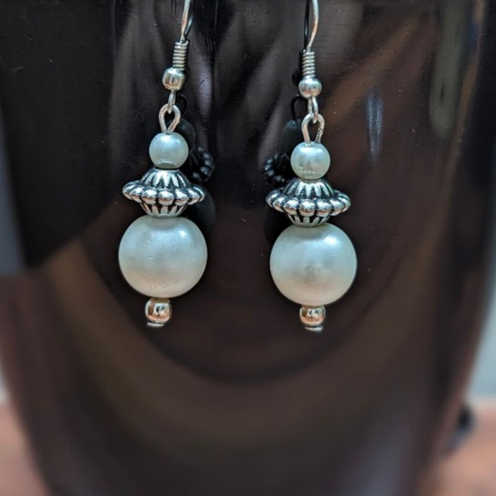 ECE GRACY FISH HOOK EARRING image 1