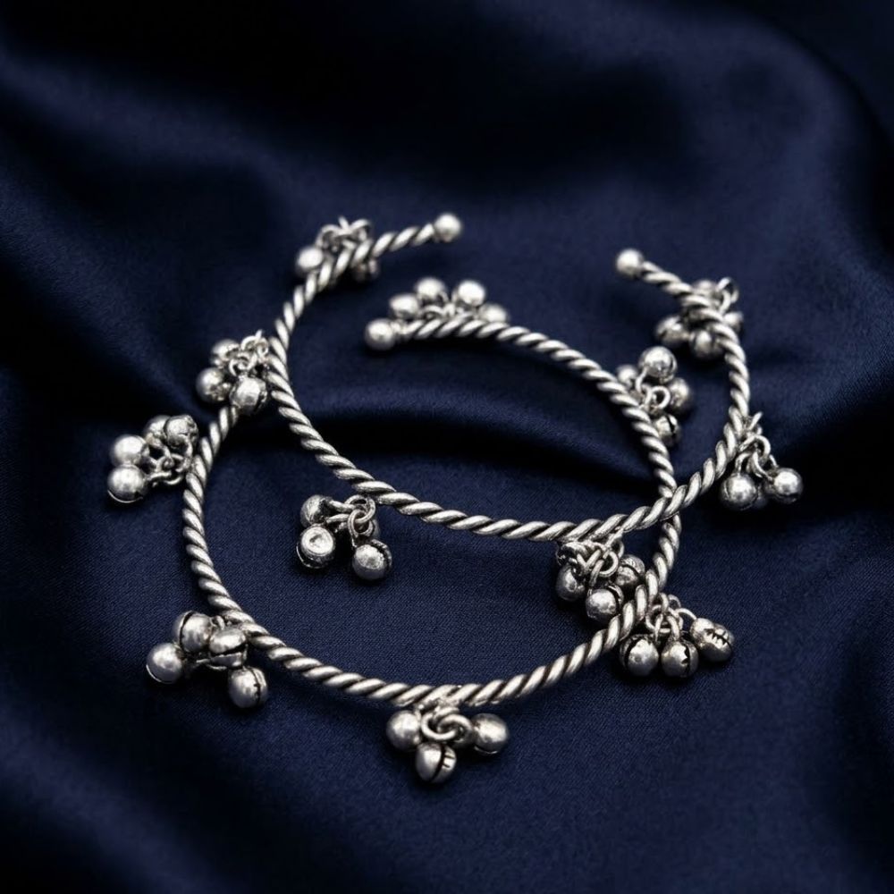 ECE GHUNGROO ADJUSTABLE BANGLE