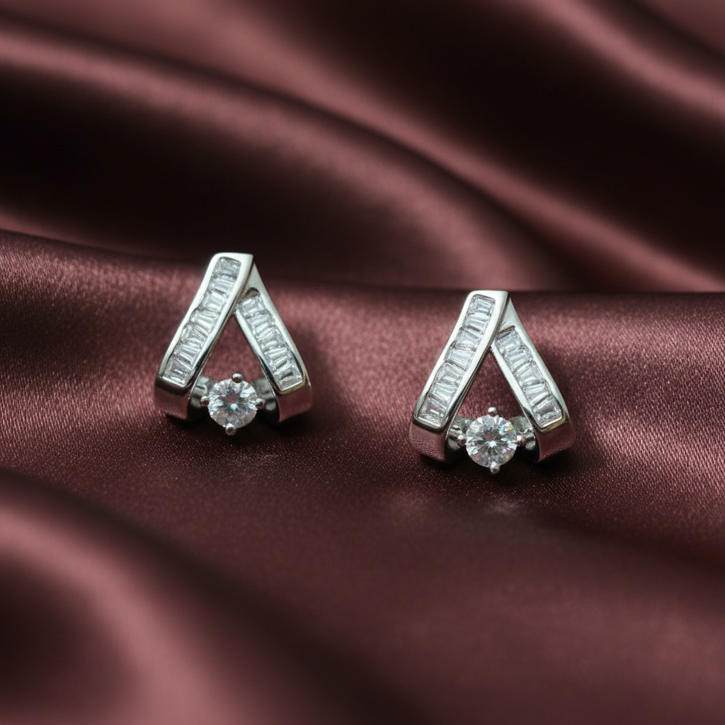 ECW LIA DAINTY EARRINGS