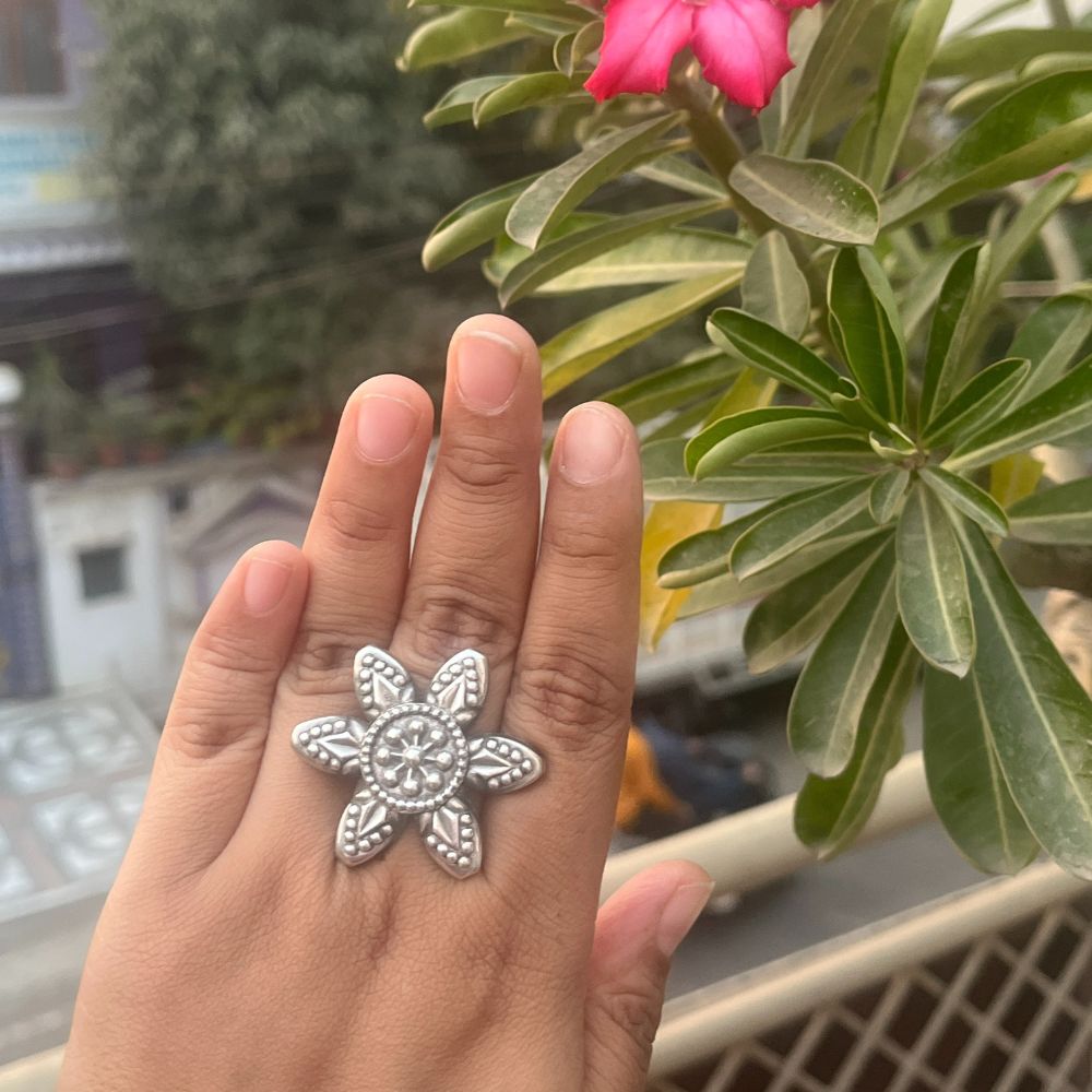 ECE PHOOL ADJUSTABLE RING image 1