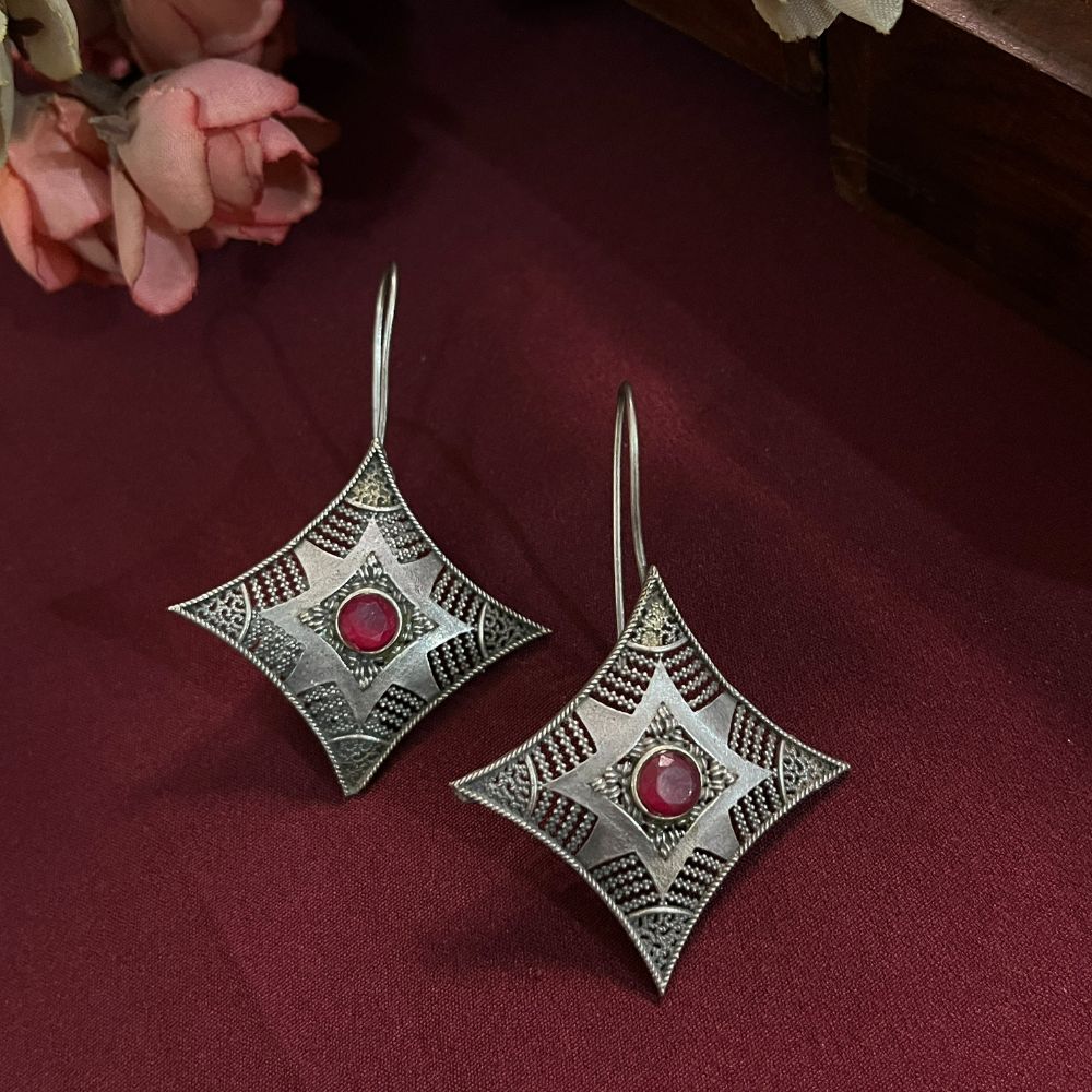 ECE VANI EARRING image 0