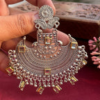 ECE VAMA EARRING image 3