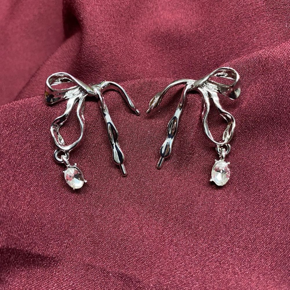 ECW VENUTIAN STATEMENT EARRING image 0