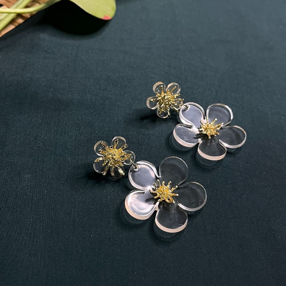 ECW REBECCA STATEMENT EARRING image 0