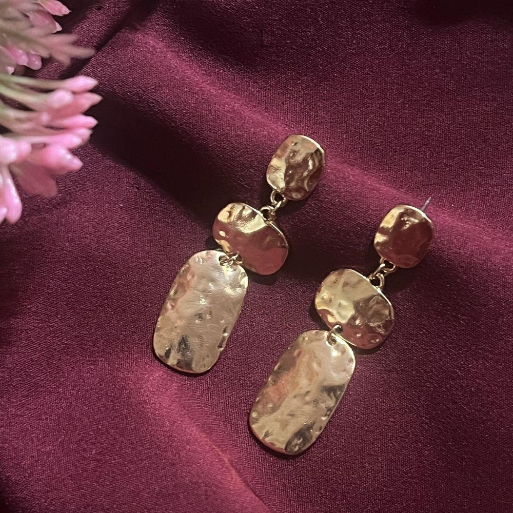 ECW CRAFTED STATEMENT EARRING image 0