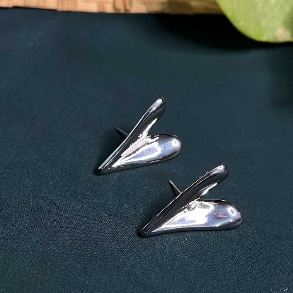 ECW LOVE DOSE STATEMENT EARRING image 2