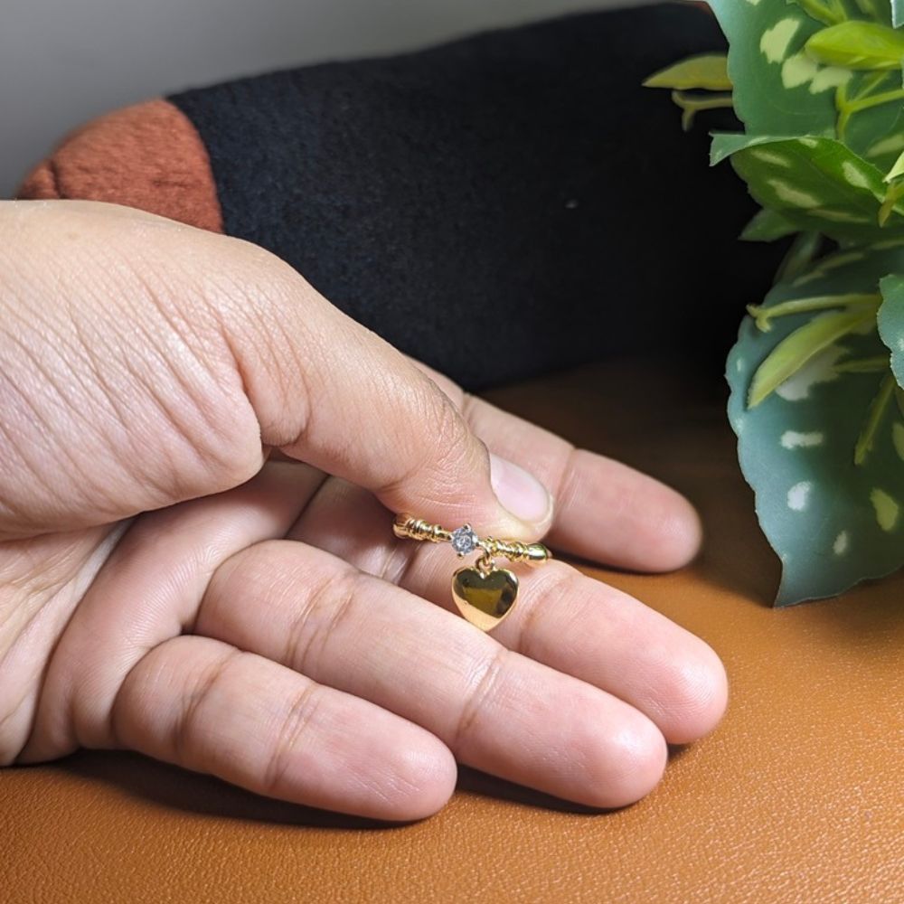 ECW LOVE DAINTY ADJUSTABLE RING image 3