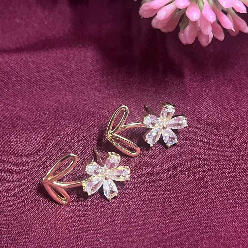 ECW  FLORET  DAINTY EARRING image 0
