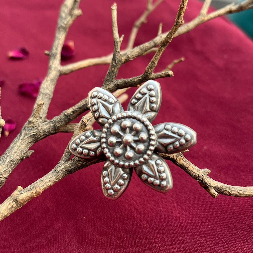 ECE PHOOL ADJUSTABLE RING image 0
