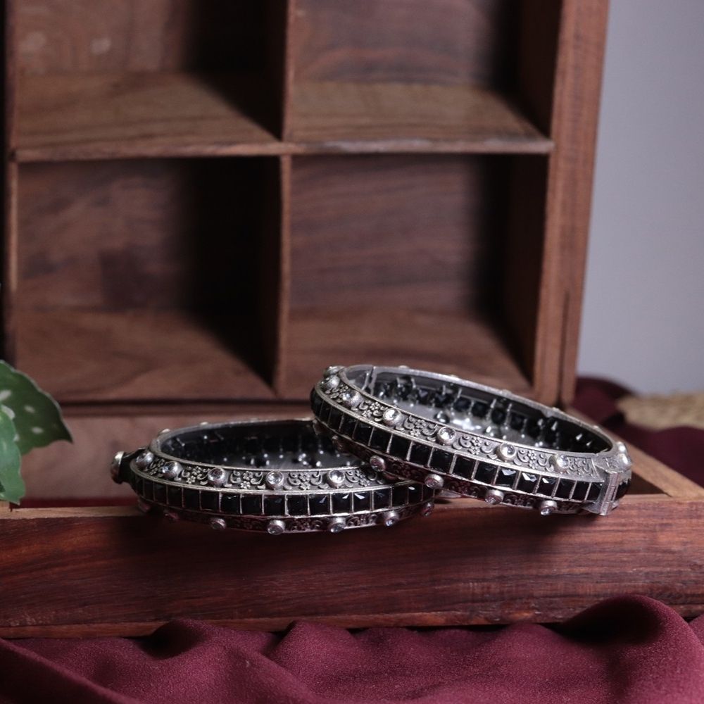 ECE AADHYA ADJUSTABLE BANGLE image 2