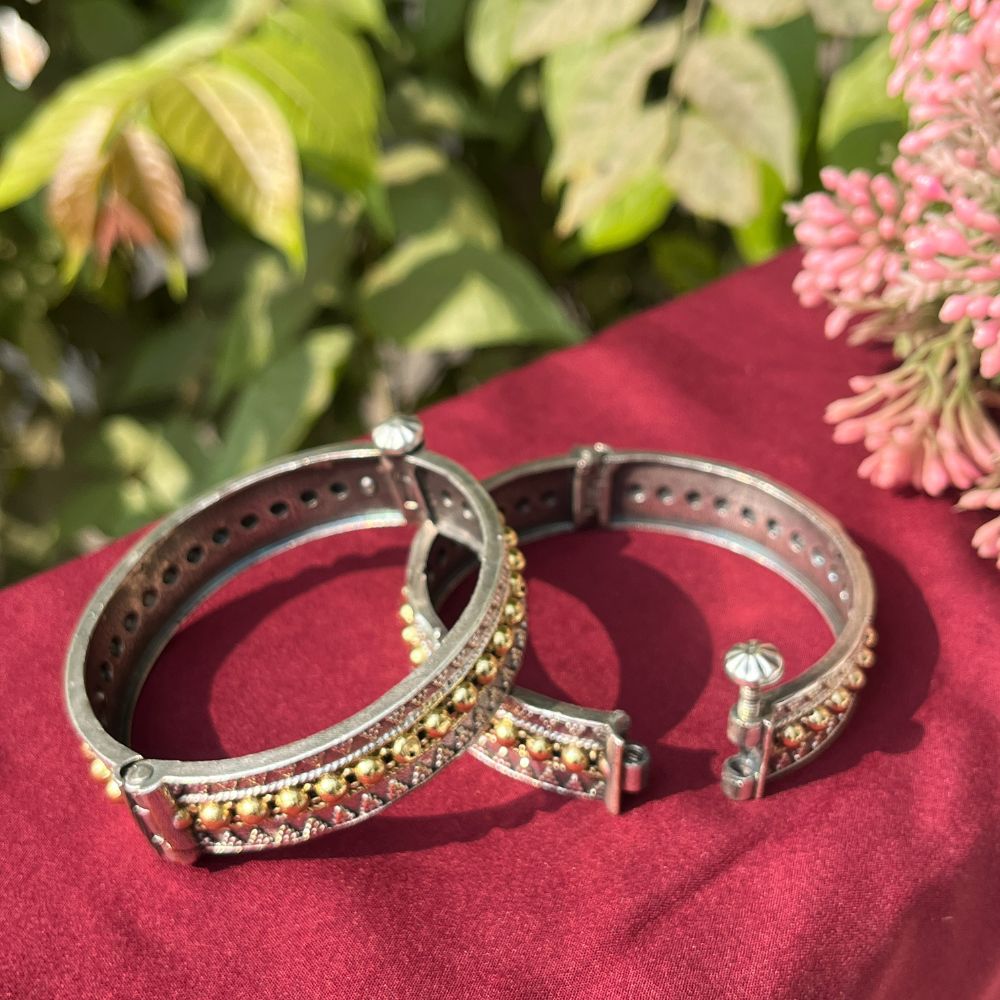 ECE ATHYA DUAL TONE ADJUSTABLE BANGLE image 2