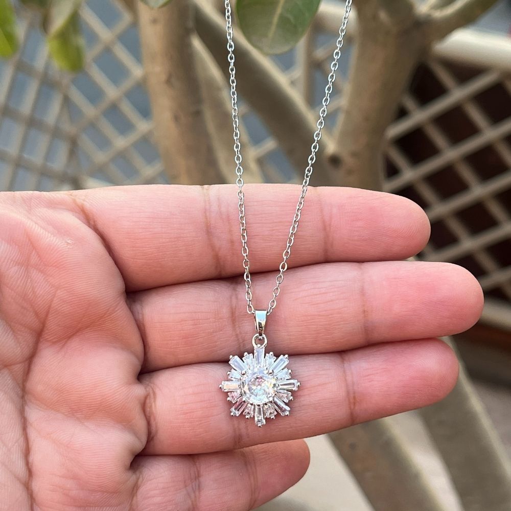 ECW DIAMOND DAINTY NECKLACE image 1