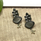 ECE SAAR EARRING image 5