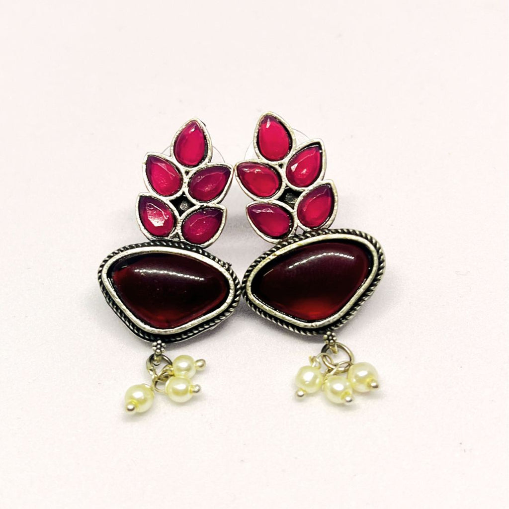 ECE SAAR EARRING image 2