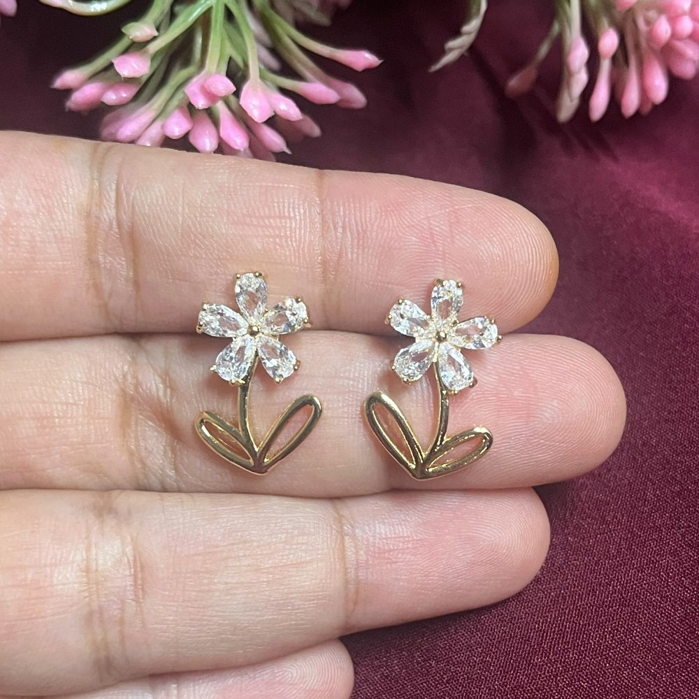ECW  FLORET  DAINTY EARRING image 1