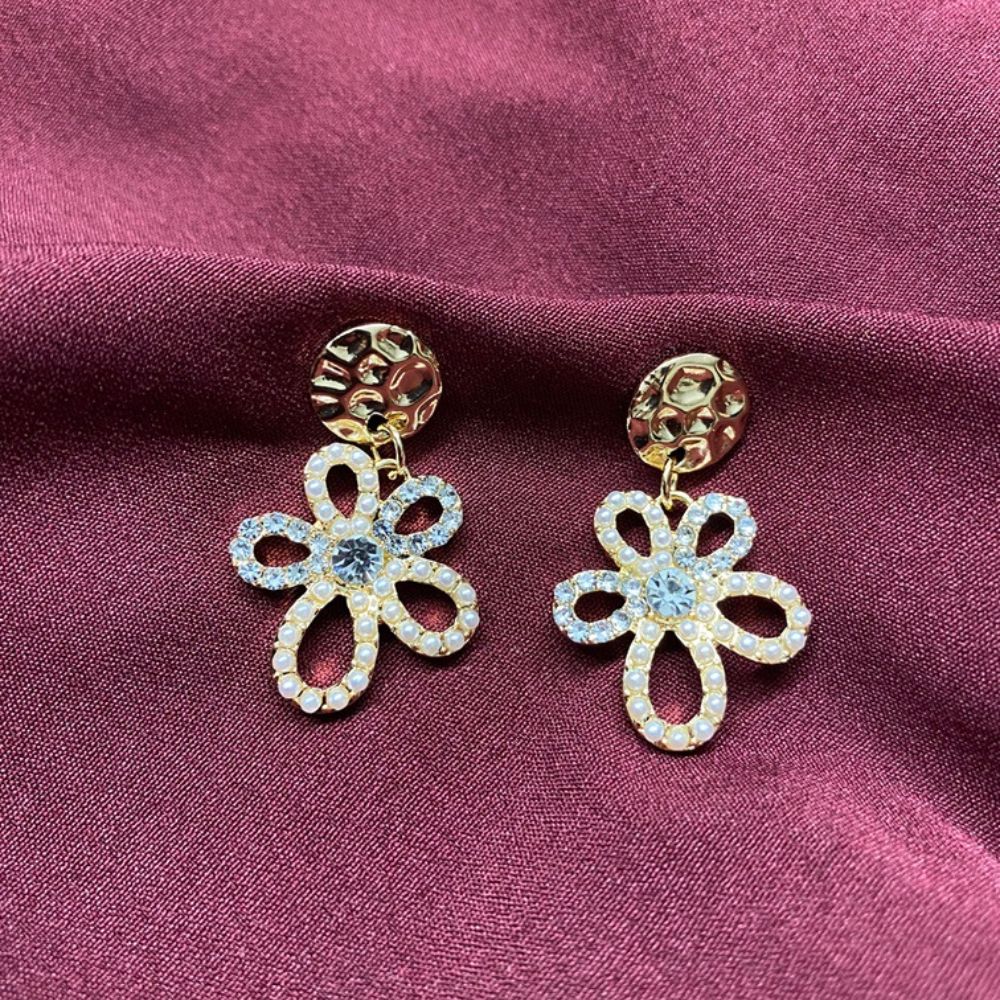 ECW DUAL STONE FLOWER STATEMENT EARRING image 2
