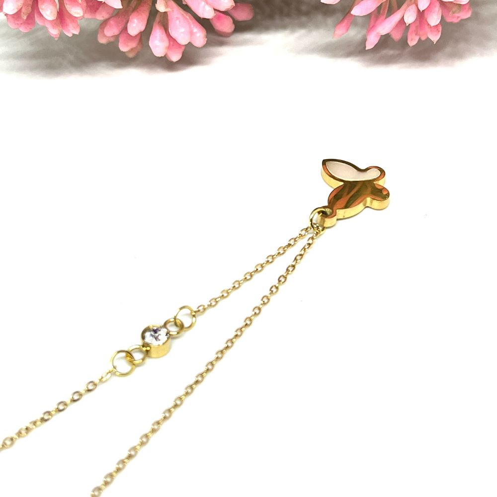 ECW BUTTERCUP DELICATE NECKLACE image 0