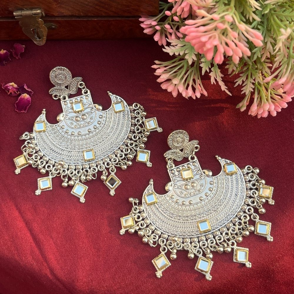 ECE VAMA EARRING image 0