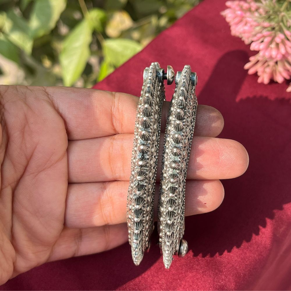 ECE PAHIYA ADJUSTABLE BANGLE image 2