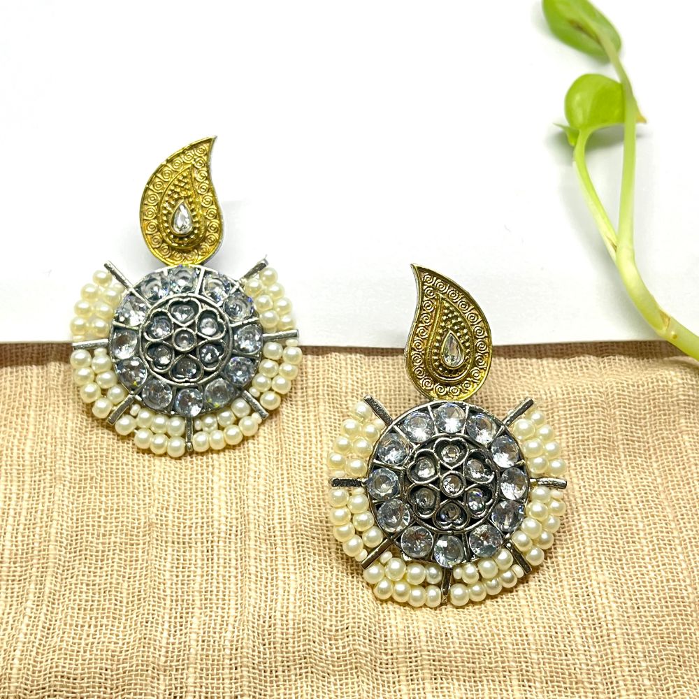 ECE CHANDNI EARRING image 0
