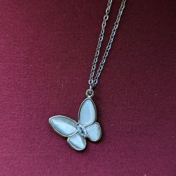 ECW BUTTERFLY DELICATE NECKLACE