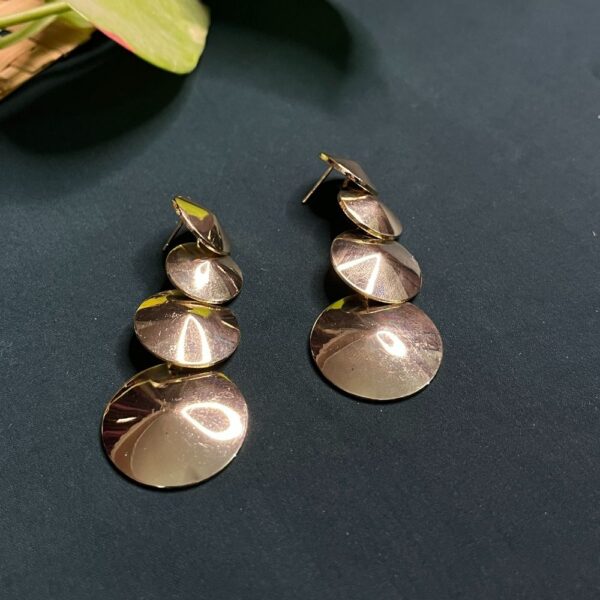 ECW FREYA STATEMENT EARRING