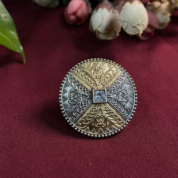 Alternative view of ECE BALLARI ADJUSTABLE RING