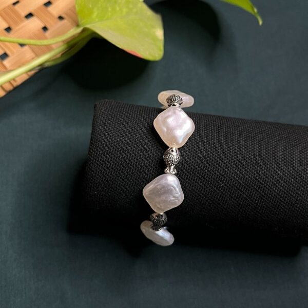 ECW FISH BEAD BRACELET