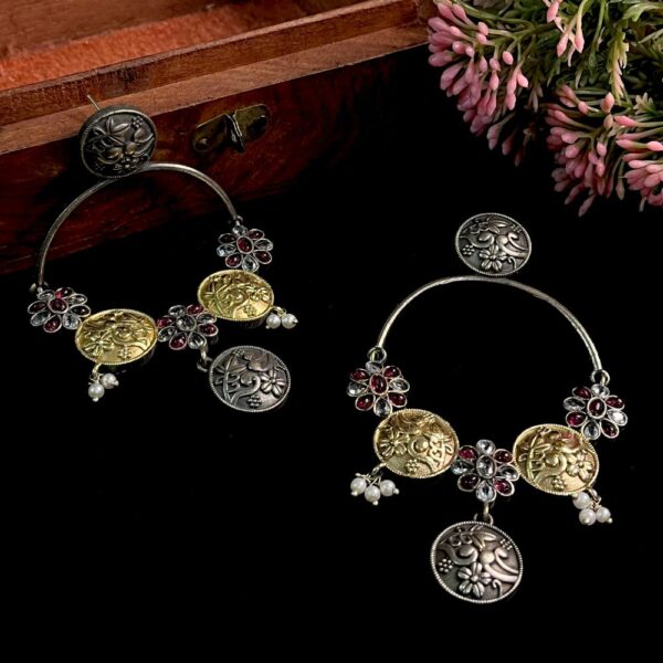 Alternative view of ECE ROOPSI EARRING